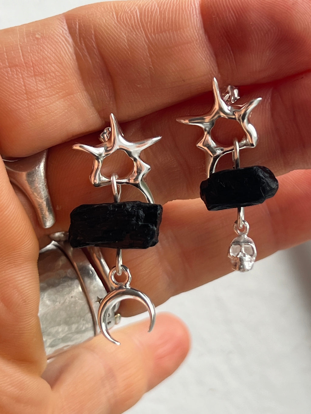 Splash Silver earstuds with Schörl Turmaline, Moon & Skull