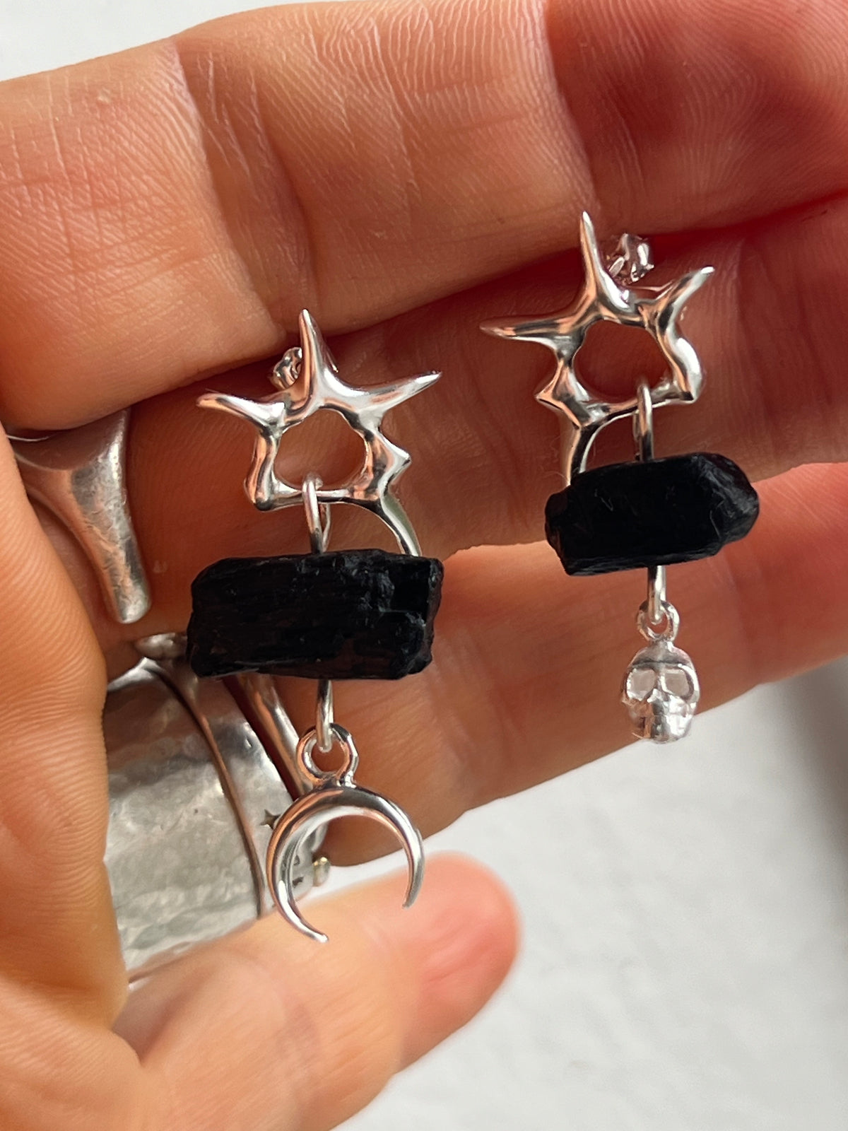 Splash Silver earstuds with Schörl Turmaline, Moon & Skull