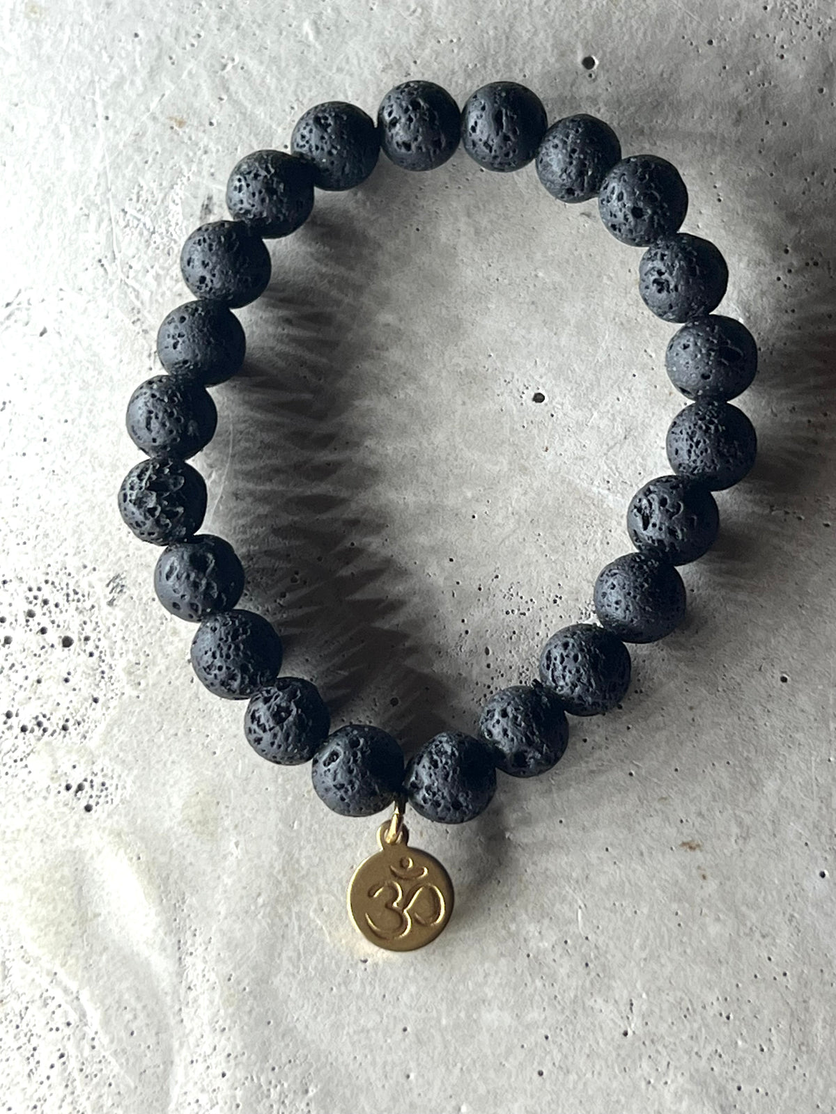 Lavastein Armband