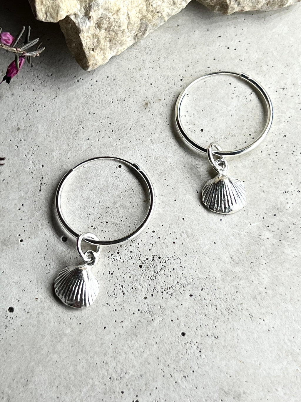 Silbermuscheln mit Creolen aus 925 Silber