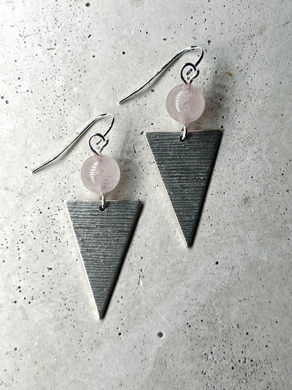Big Triangles mit Rosenquarz Spheren