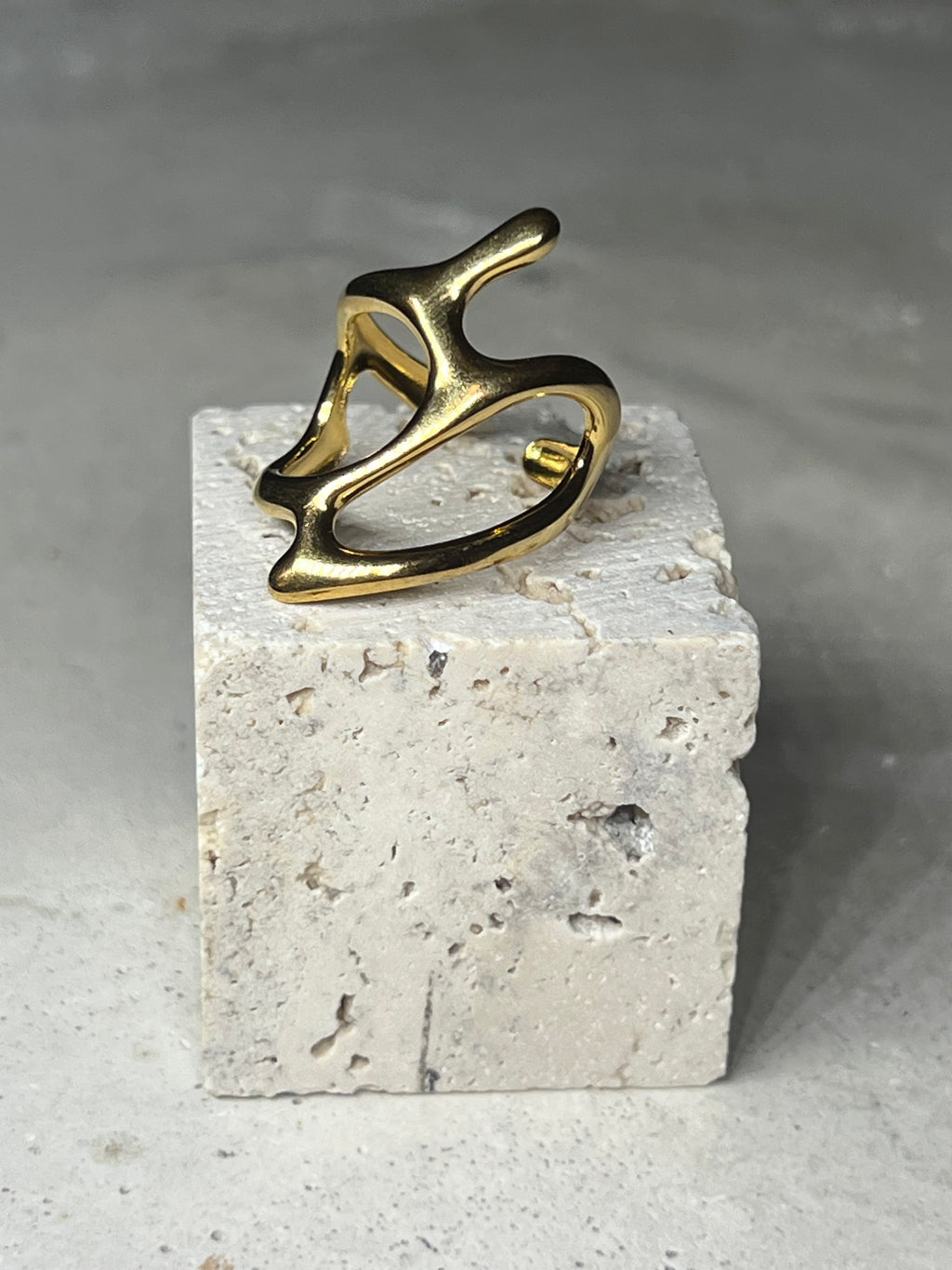 Esha 18k