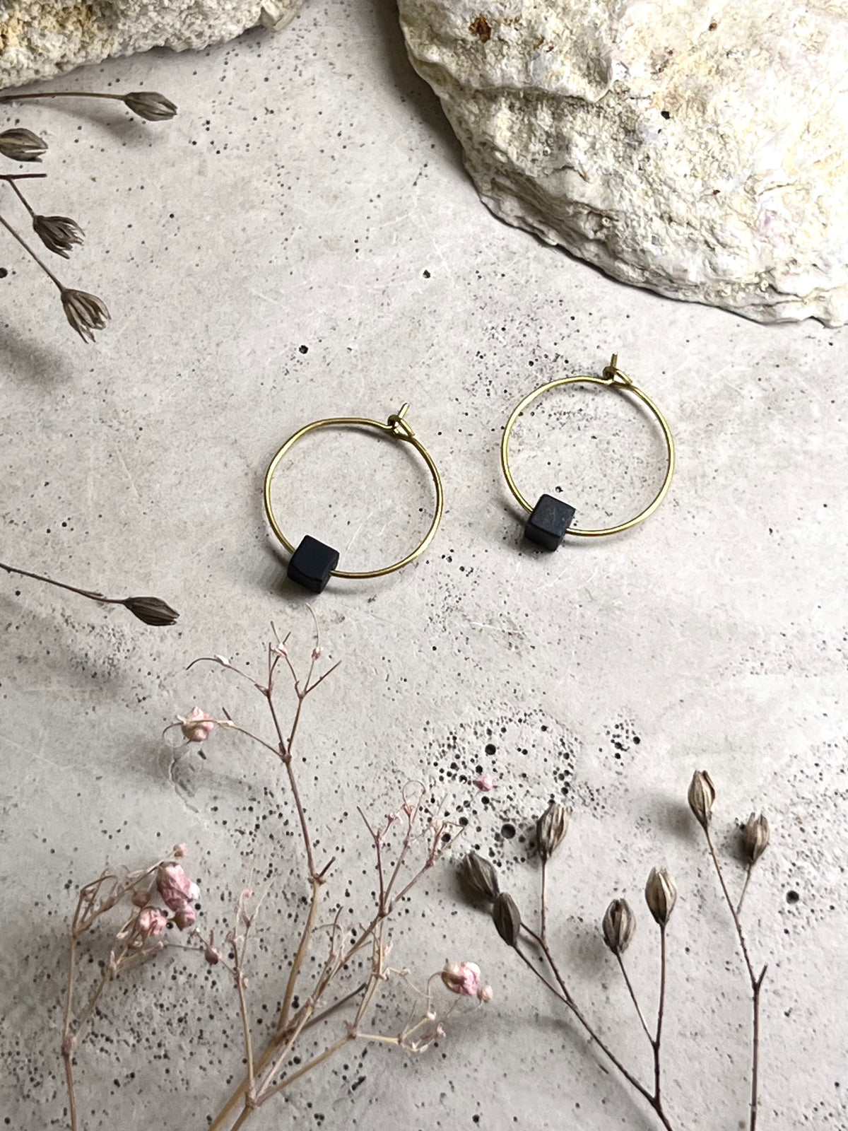 Yulia black Onyx