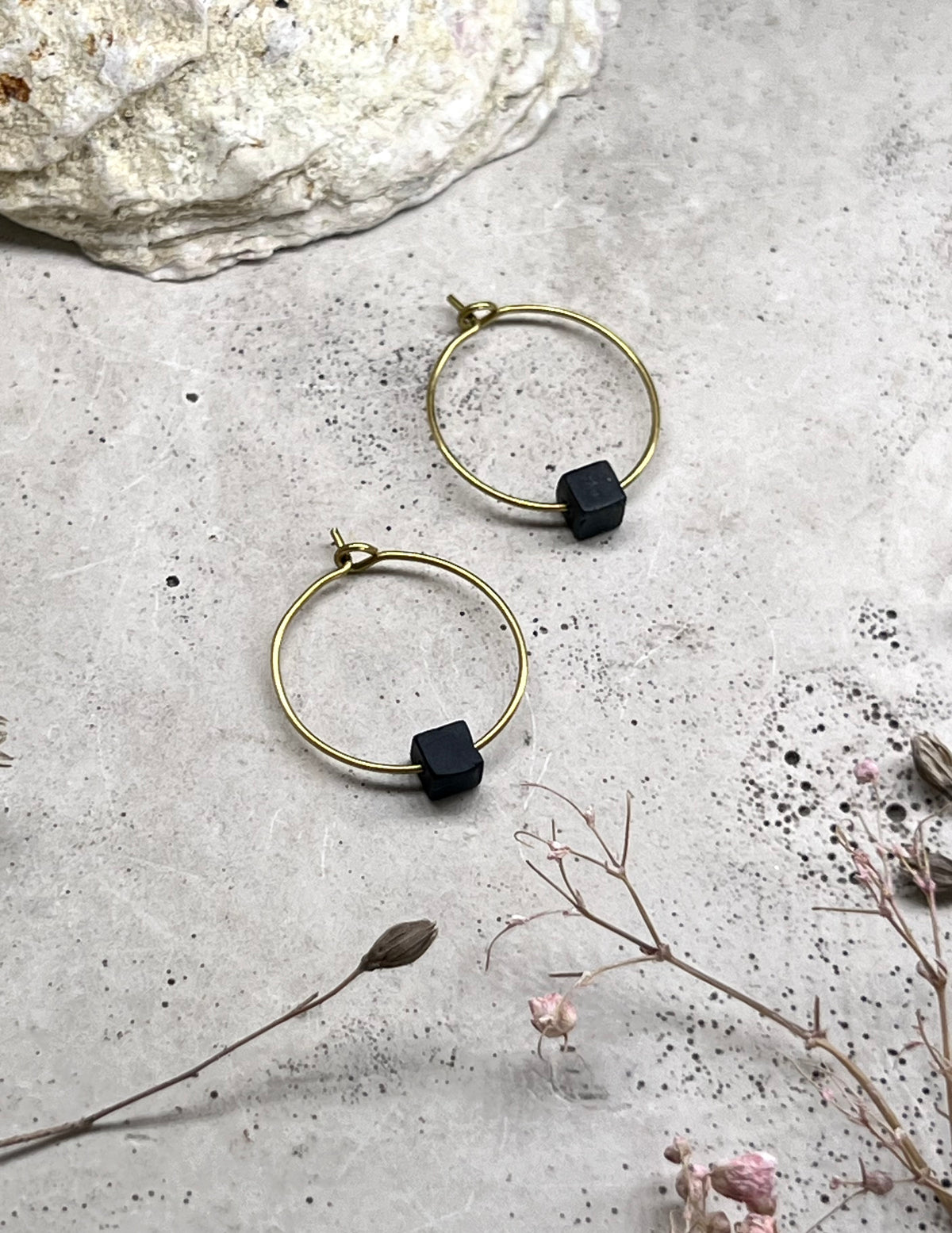 Yulia black Onyx