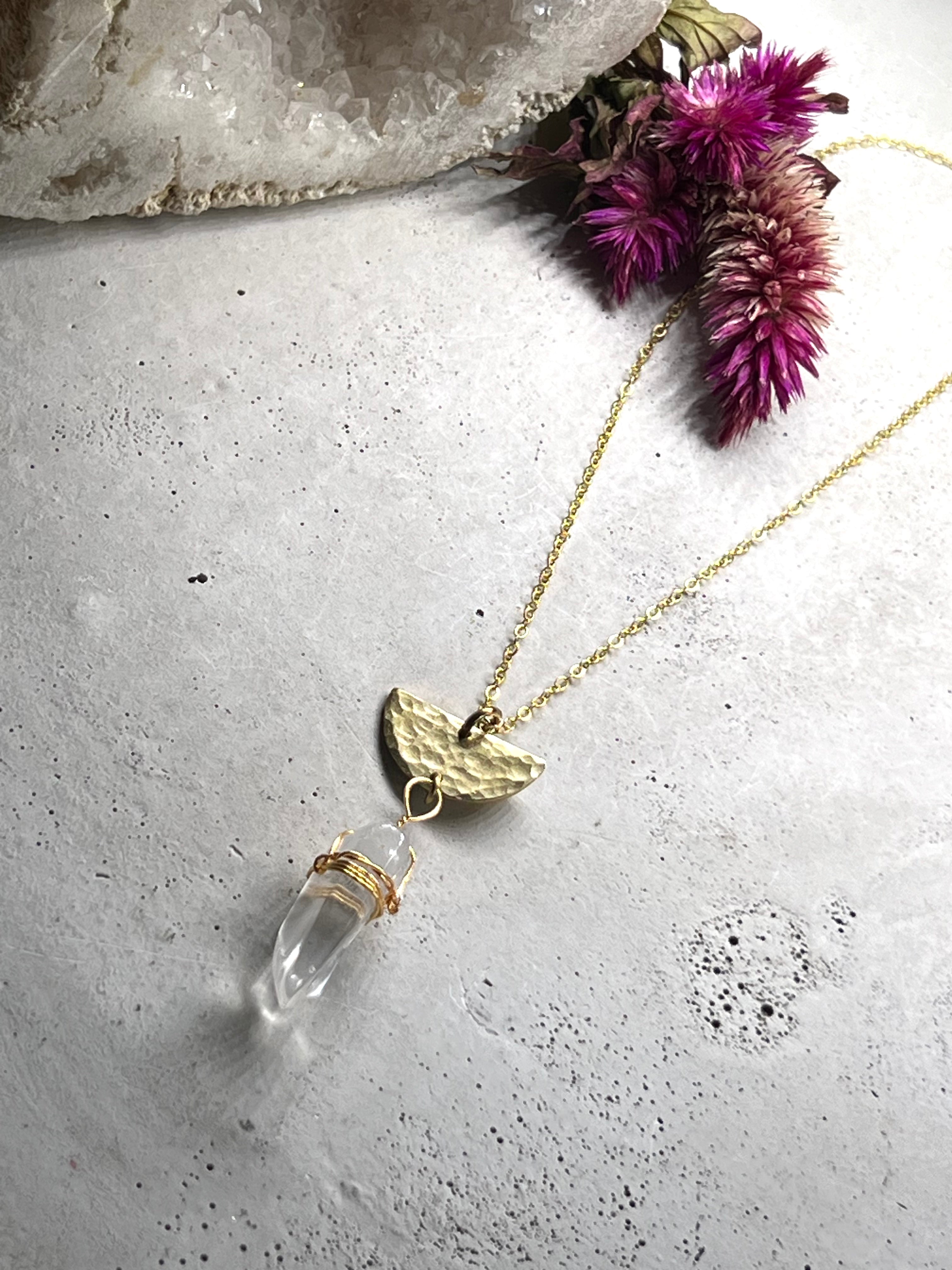 Crystal Halfcircle necklace