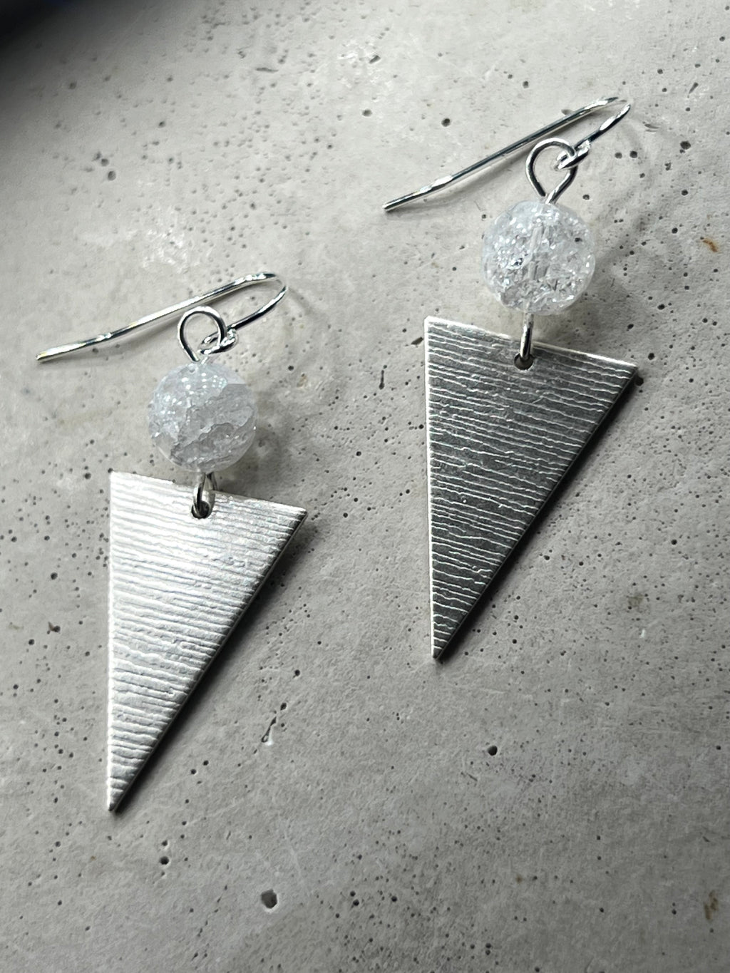 Big Triangles mit Bergkristall Spheren