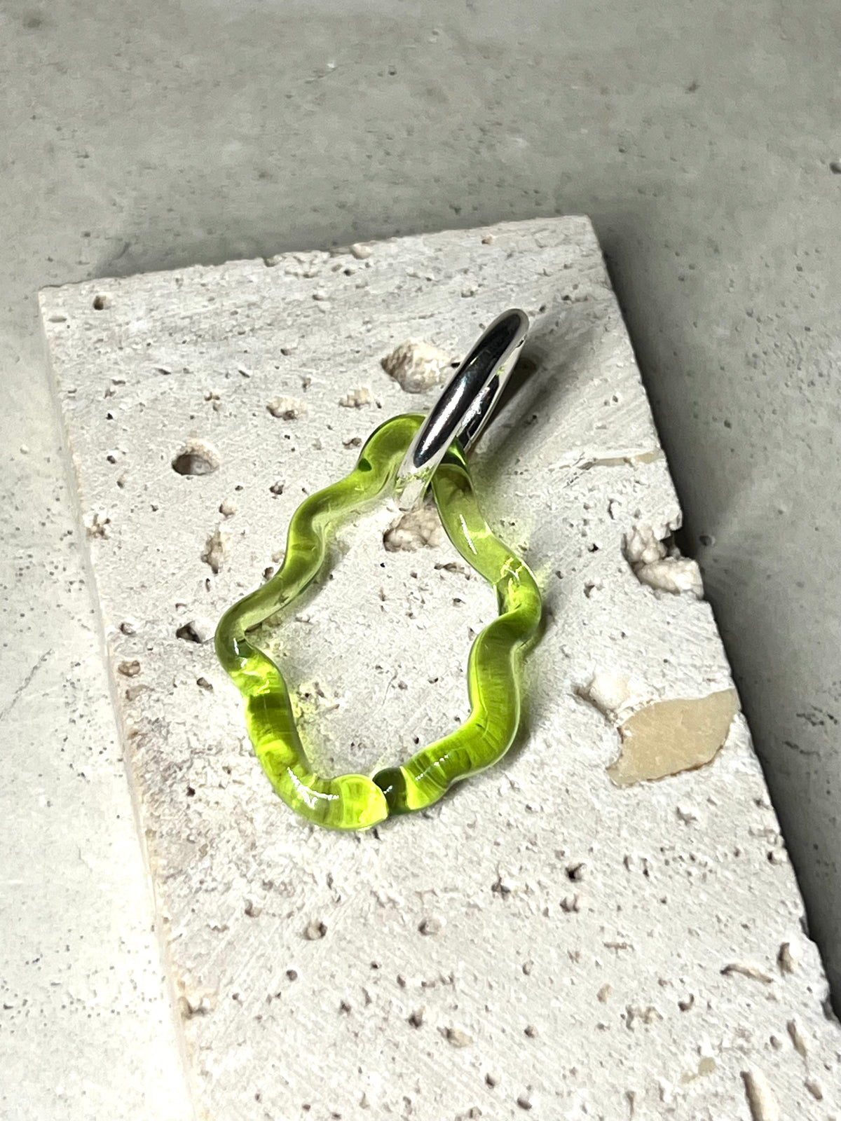 Glas organic Circle `Green Beryll´ 925 Silverhoops in 18k Gold