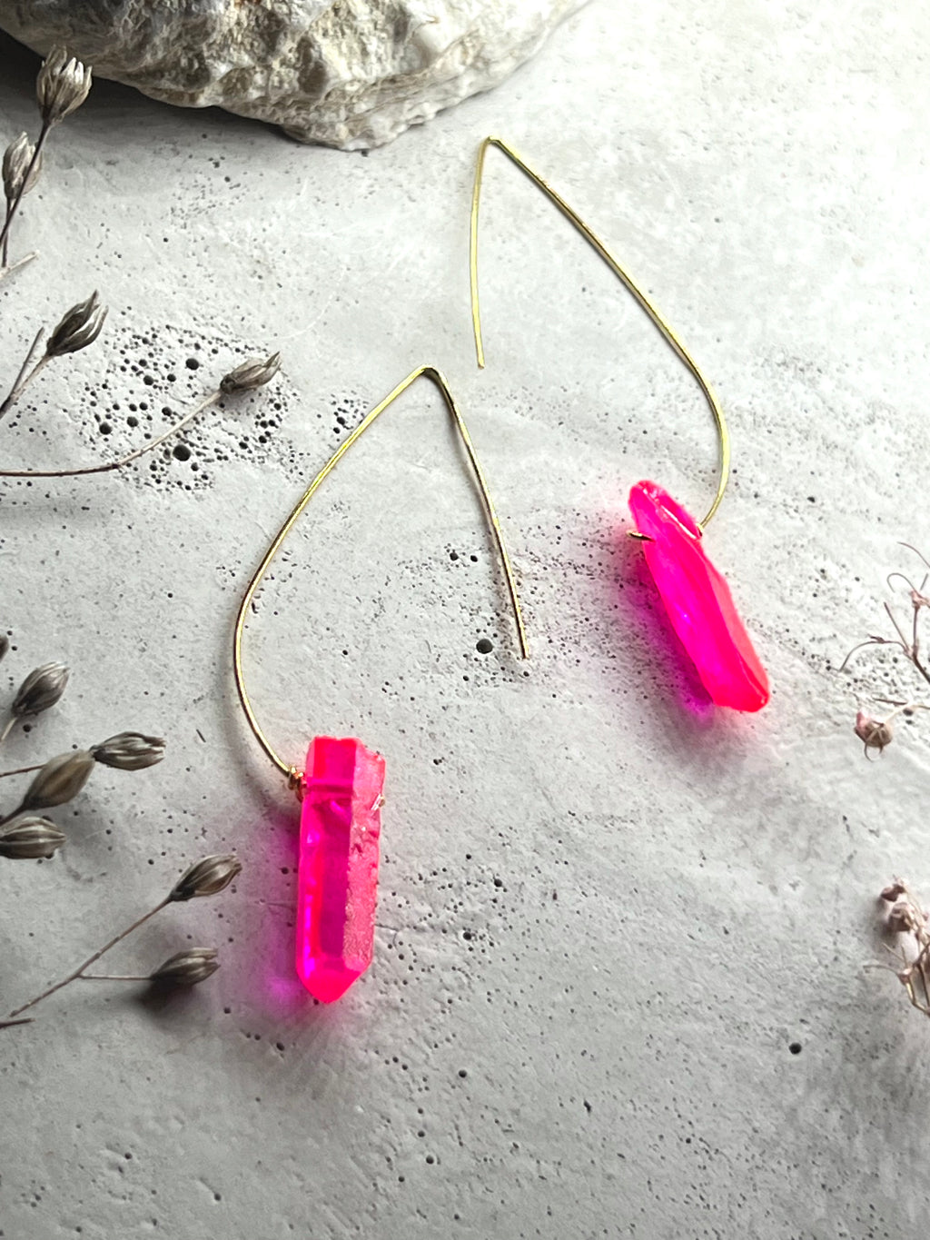 Rush crystal tip earrings neon pink