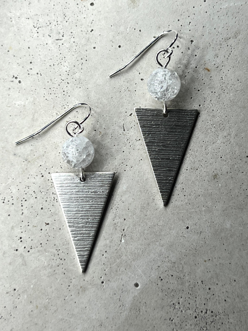 Big Triangles mit Bergkristall Spheren