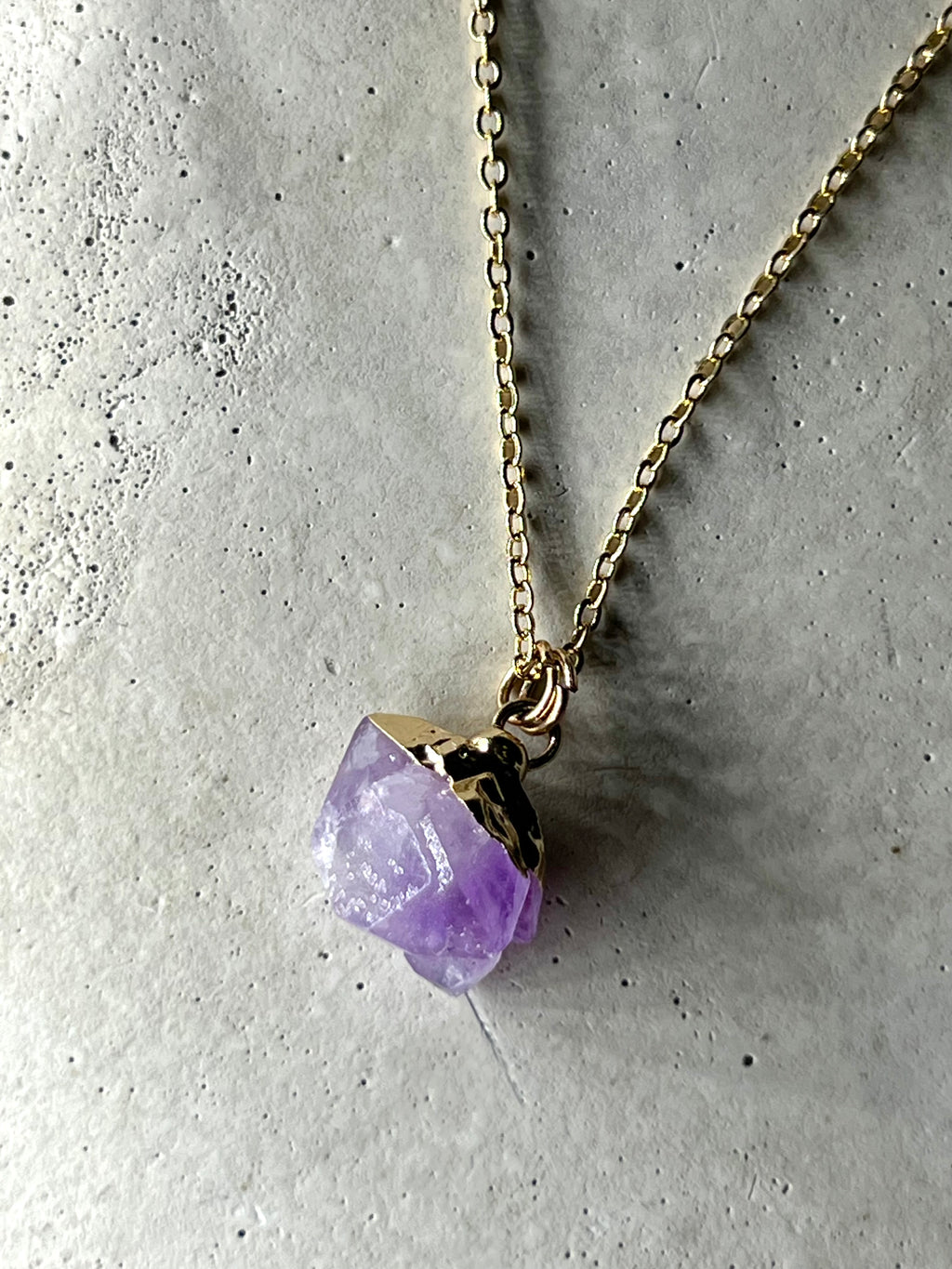 Raw Amethyst Halskette 18k
