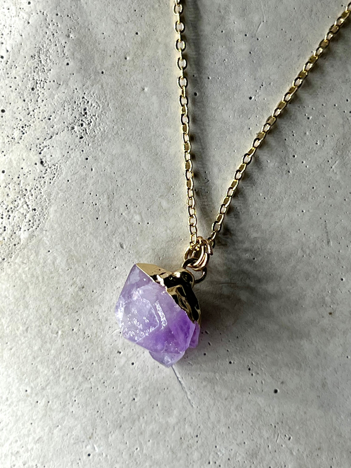 Raw Amethyst Halskette 18k