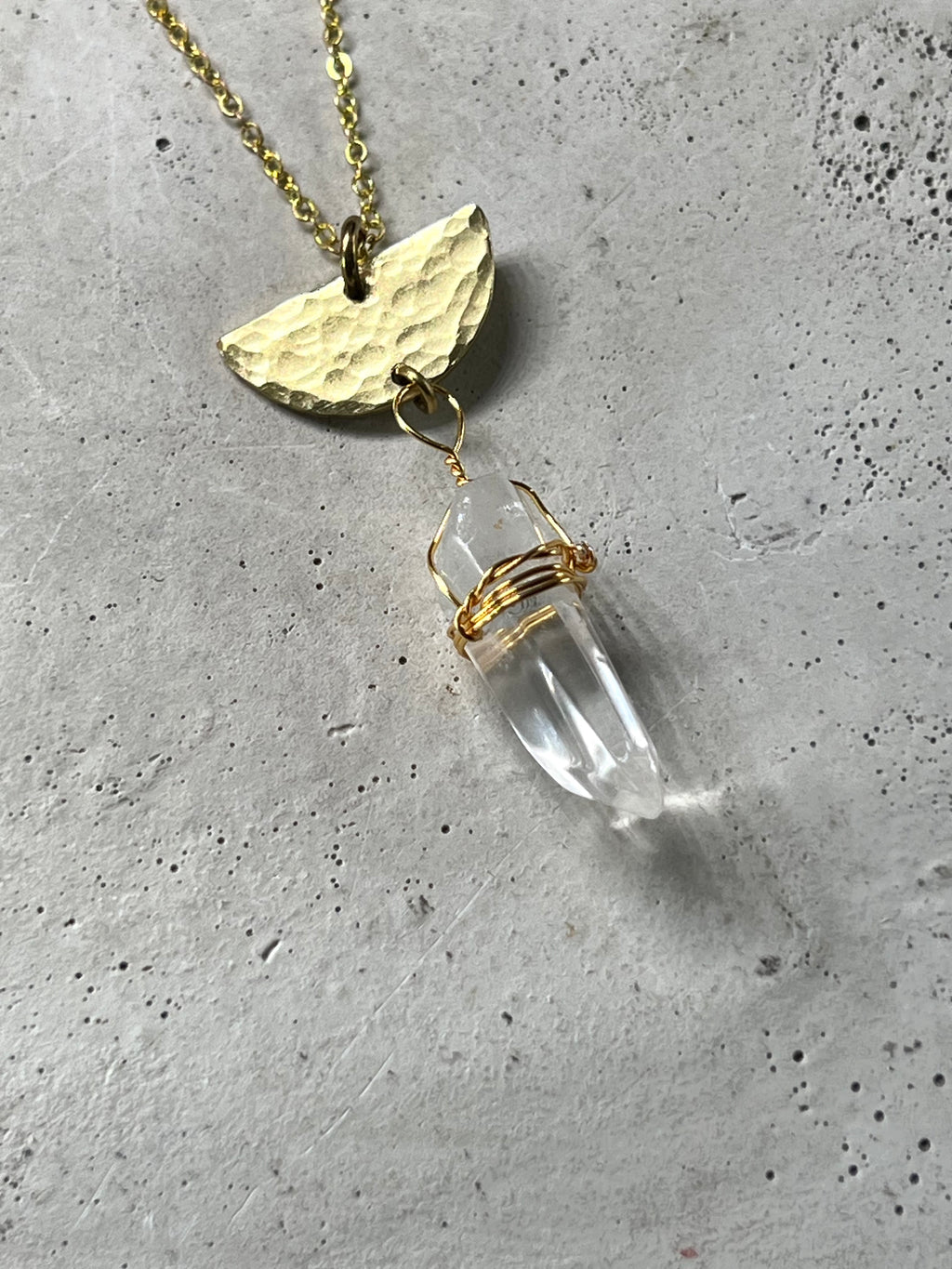 Crystal Halfcircle necklace