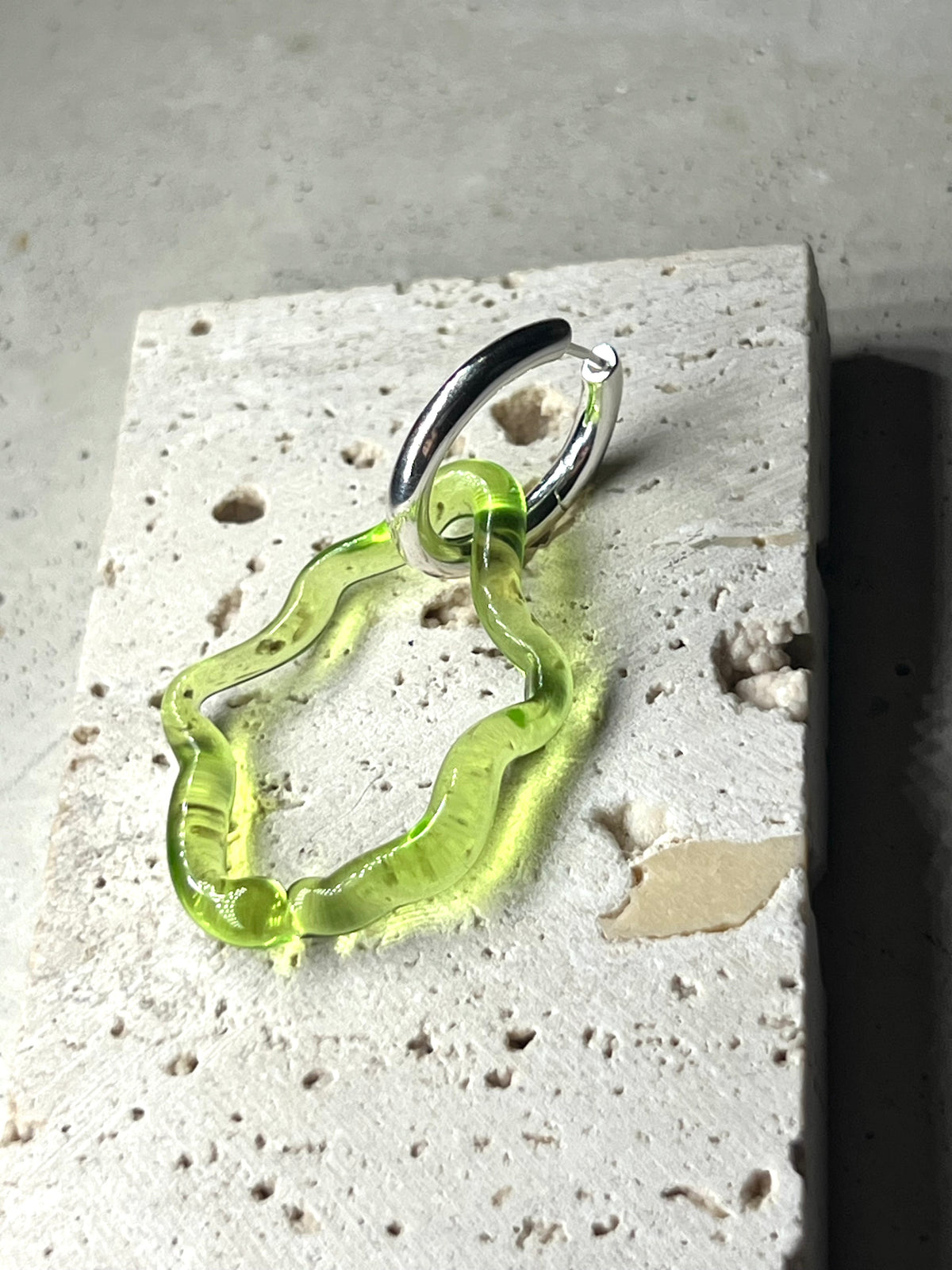 Glas organic Circle `Green Beryll´ 925 Silverhoops in 18k Gold
