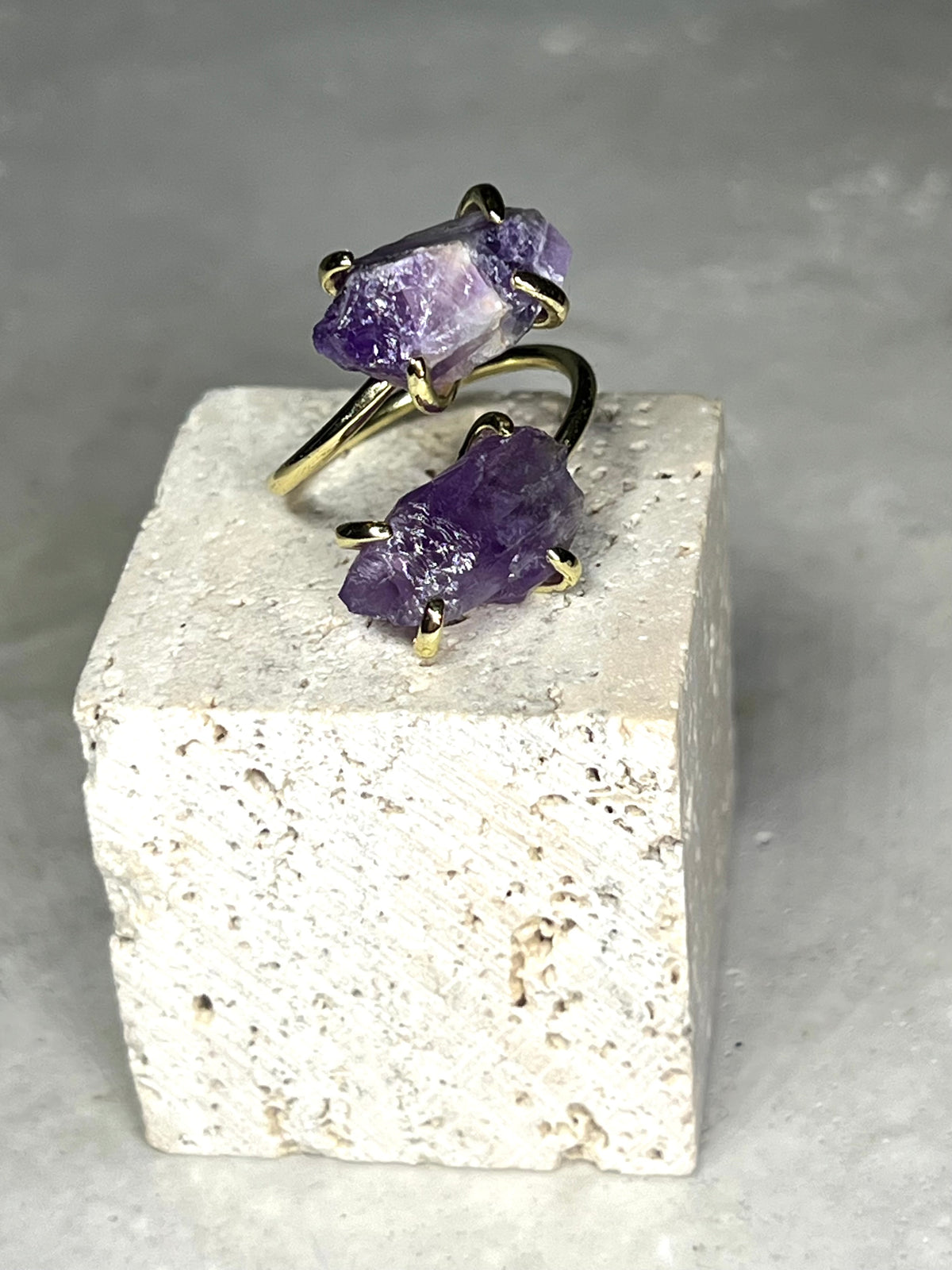 Raw Amethyst Ring 18k No 01