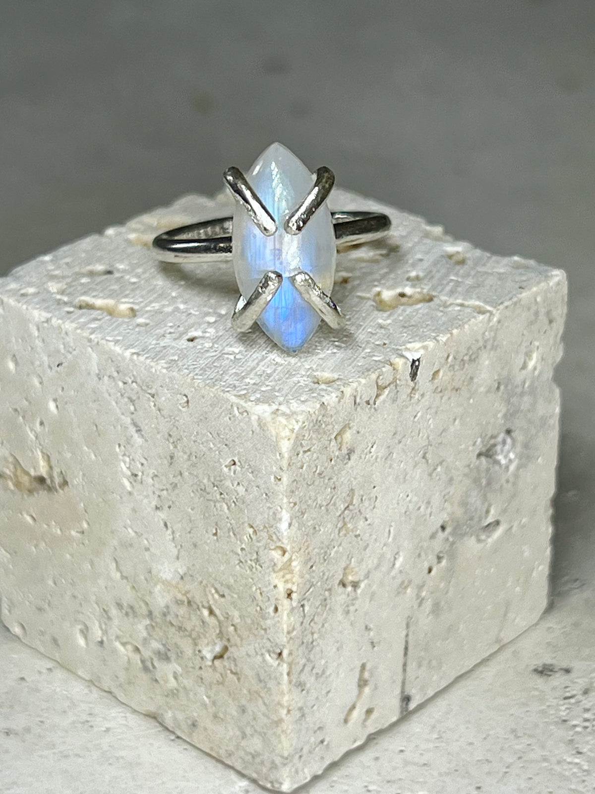 Neptune 925 Eco Silver Moonstone ring