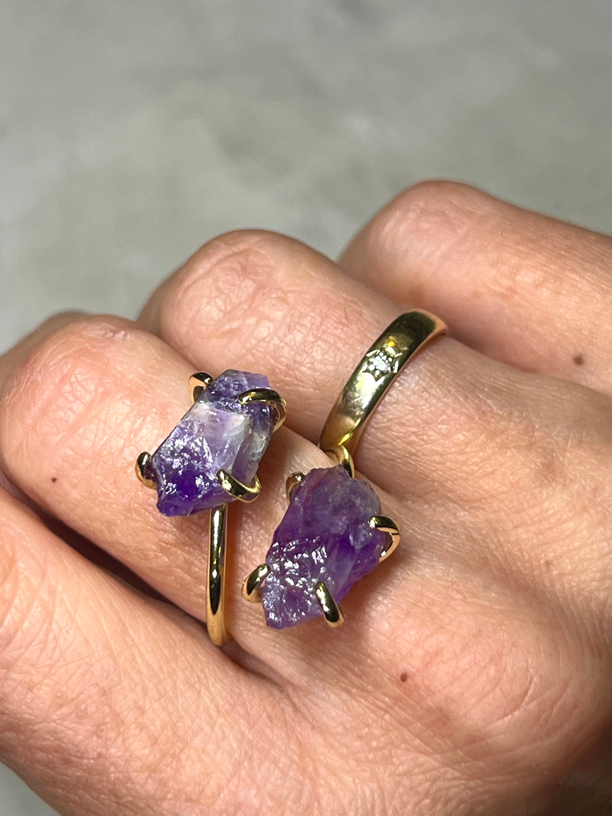 Raw Amethyst Ring 18k No 01