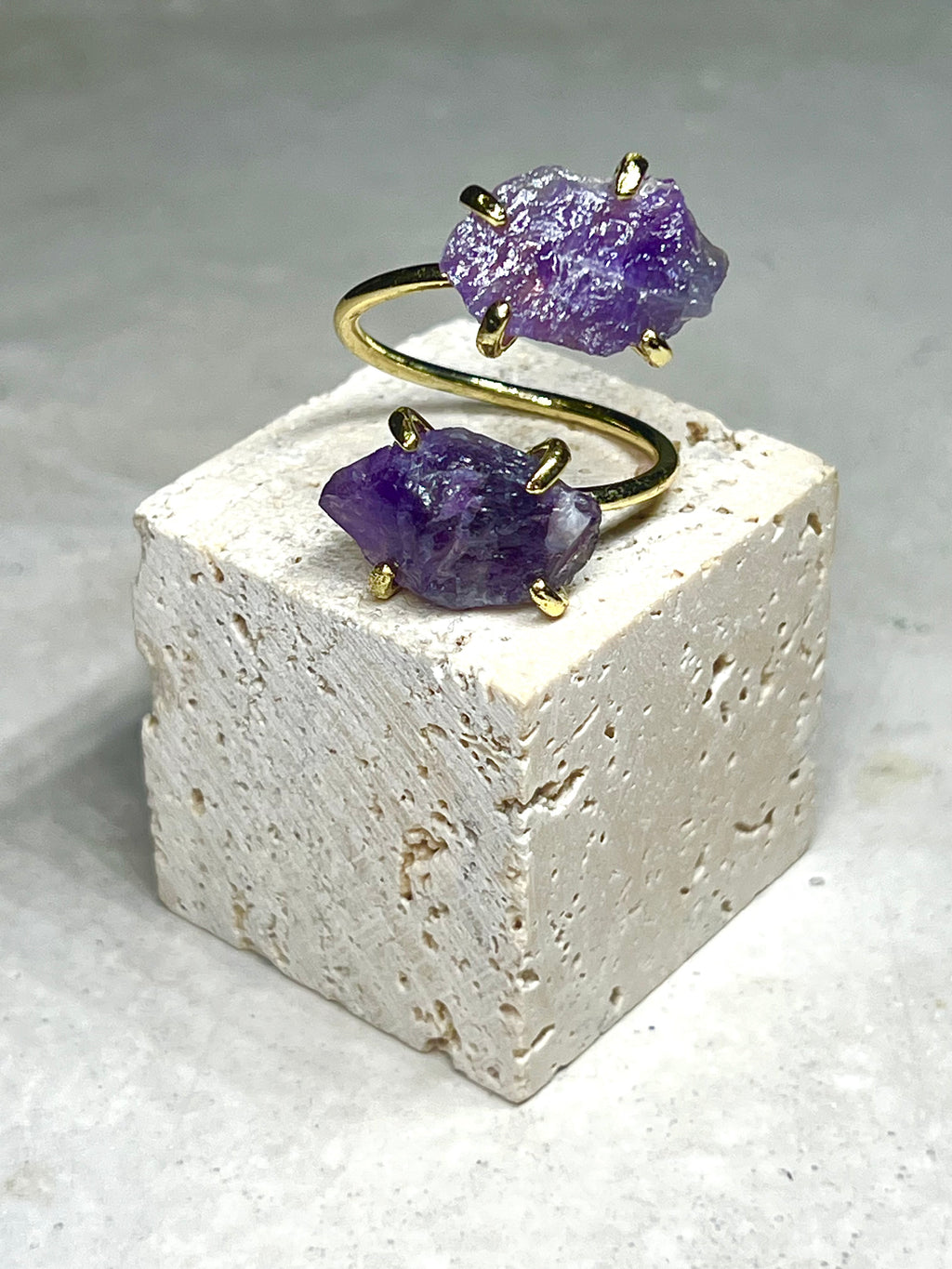 Raw Amethyst Ring 18k No 04