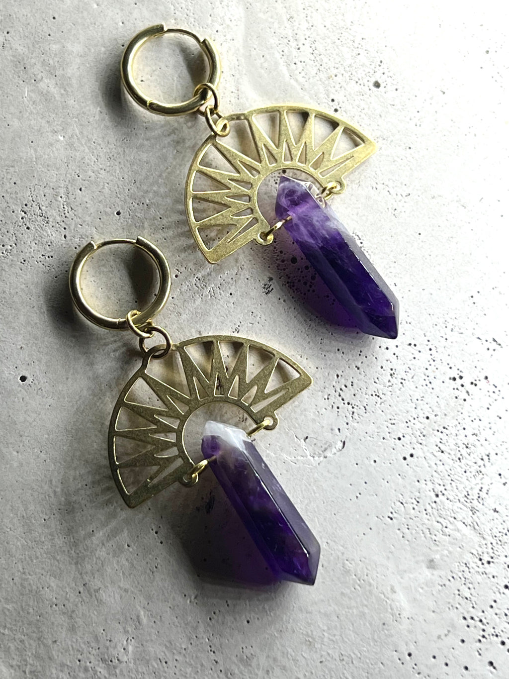 Pharao dark Amethyst Crystals