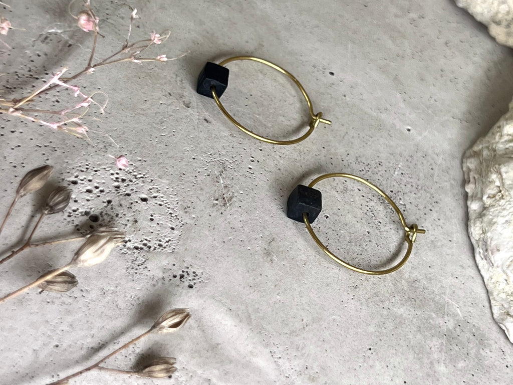 Yulia black Onyx