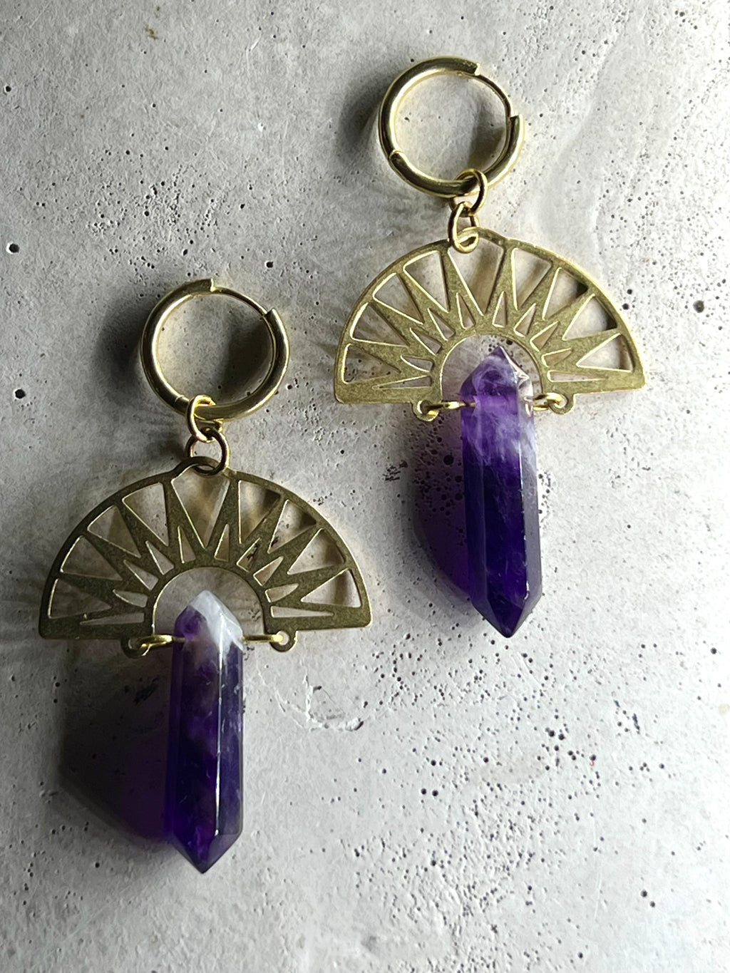 Pharao dark Amethyst Crystals
