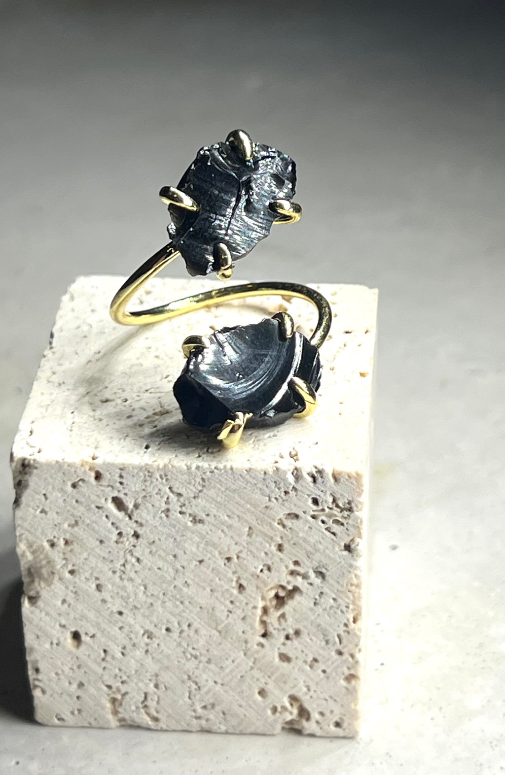 Raw Obsidian Ring 18k No 02