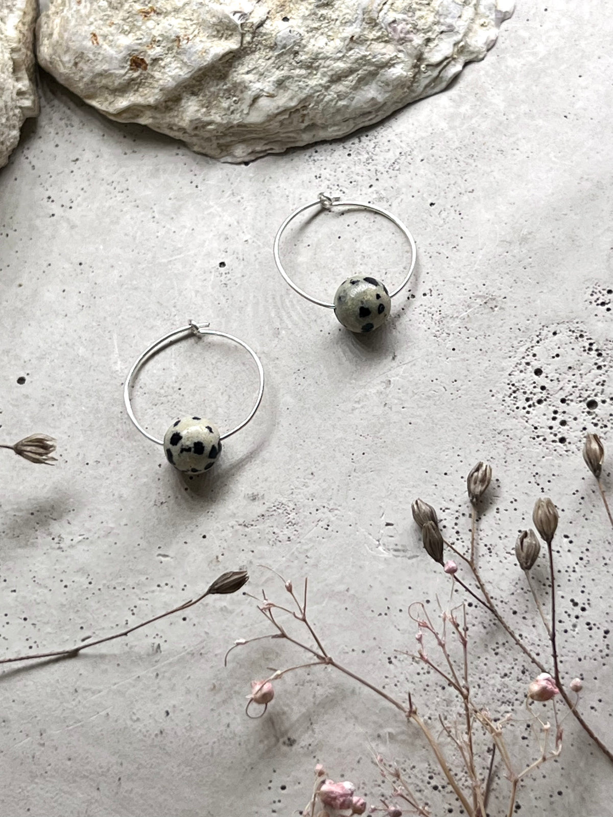 Yulia Silbercreolen mit Dalmatiner Jaspis Spheren