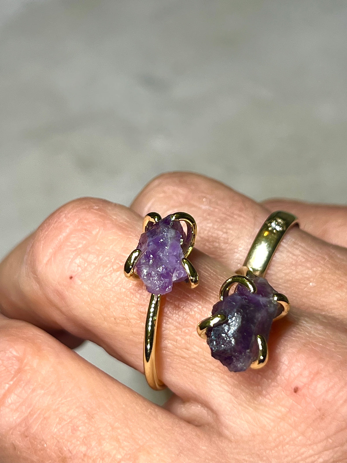 Raw Amethyst Ring 18k No 02