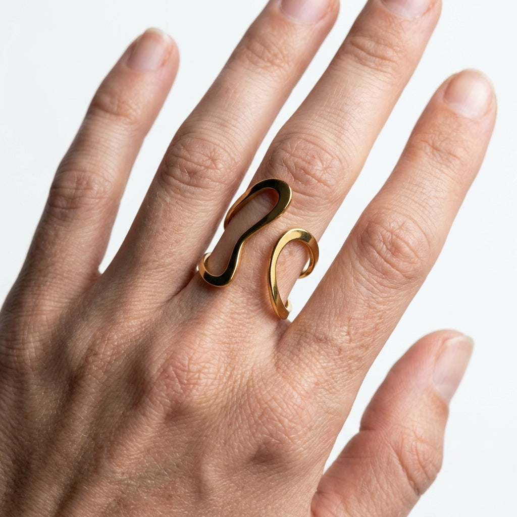 Sculptural Ring — Curvature Detail | Generated by Modelize