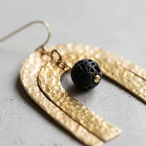 Arched drop earrings — Hammered Texture Detail | Generated by Modelize