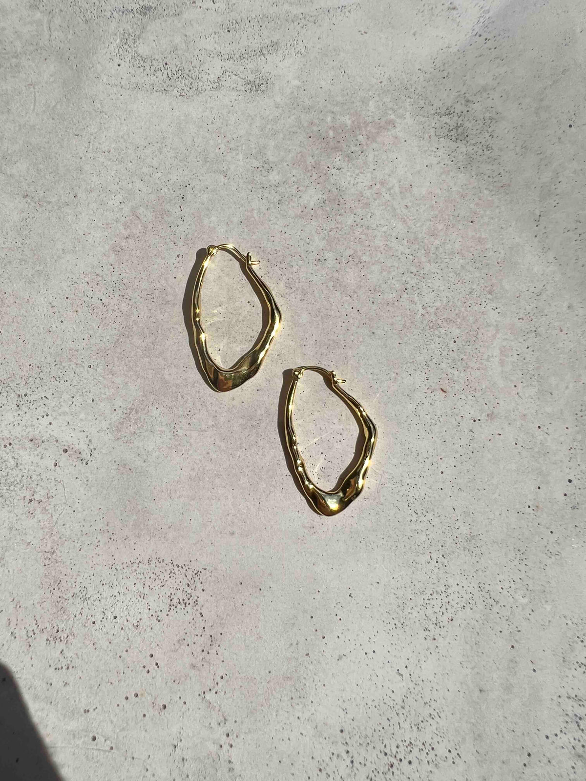 Stash 18 K Gold - allmymillionmoons